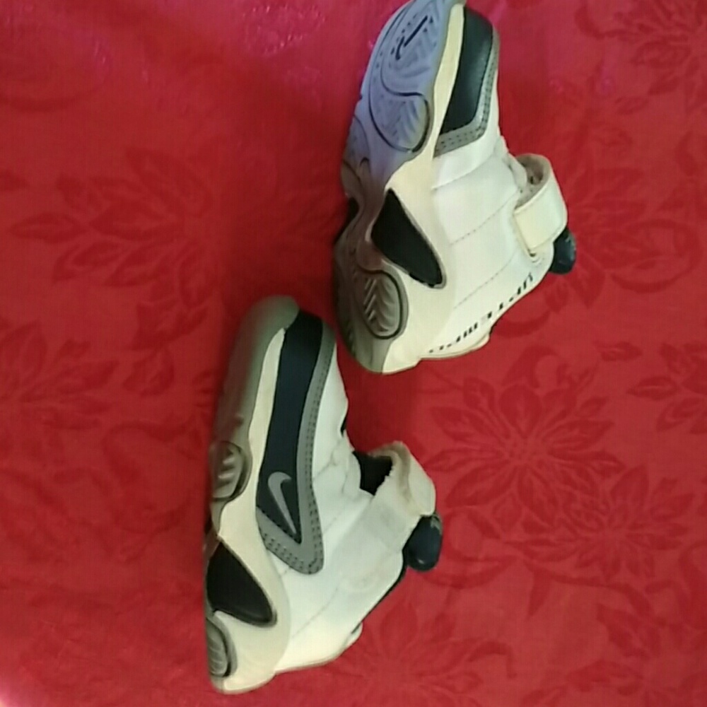 Nike baby tennis shoes sz 3 - Picture 3 of 3